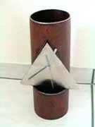 Dreieck von Rohr umschlossen